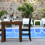 Hadrian Gate Hotel 3*
