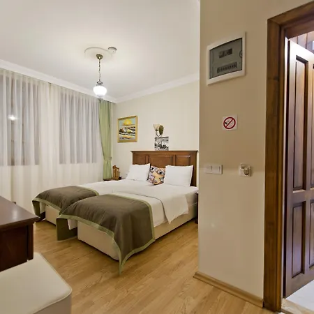 ハドリアヌス ゲート 3* アンタルヤ