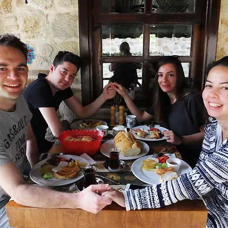 ハドリアヌス ゲート 3*