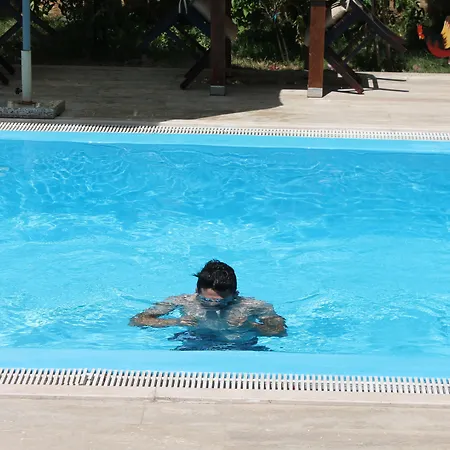 Hadrian Gate Hotel 3*