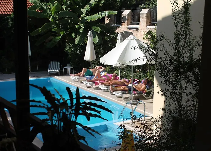 Hadrian Gate Szálloda