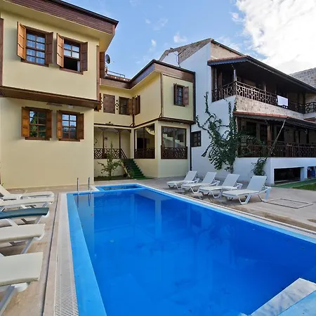 Hadrian Gate Otel 3*